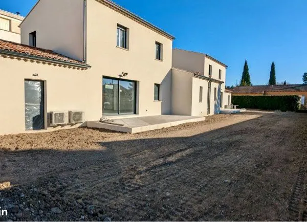 Villa T5 - 107 m² - Monteux