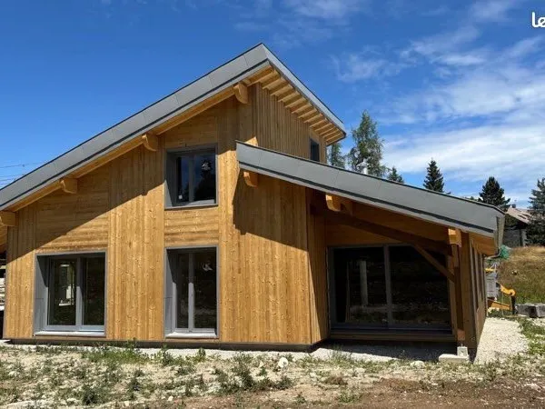 Maison mitoyenne T2