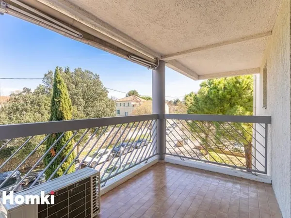 Appartement T2 de 45 m2 à Marseille 13008, Rue des Mousses