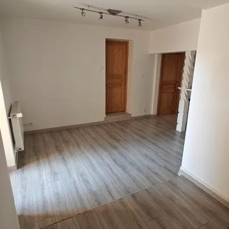 Appartement 2 pièces en rez-de-jardin