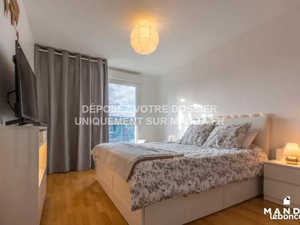 Collocation d'une chambre dans un appartement meublé au 589 Terrasses de l'Arche, 92 000, Nanterre