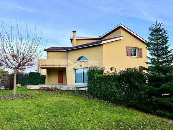 Maison 7 pièces 161 m²