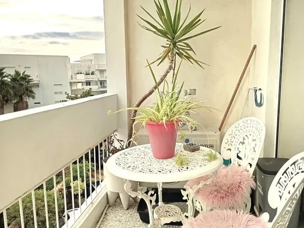 Cannes Californie - Lumineux appartement avec balcon et dressing