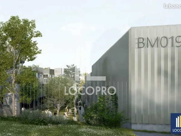Local d'activité 5 083 m²