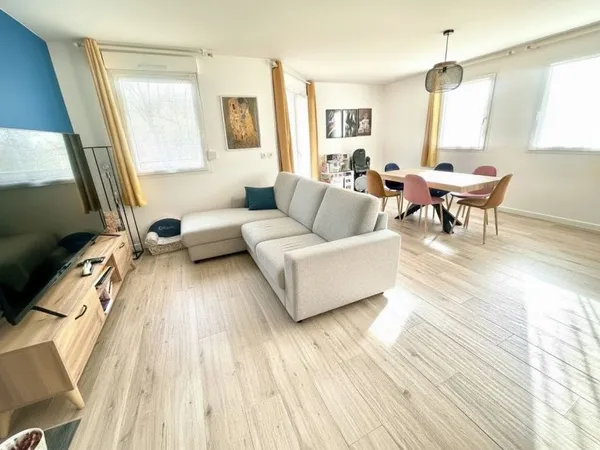 Appartement 4 pièces et double box