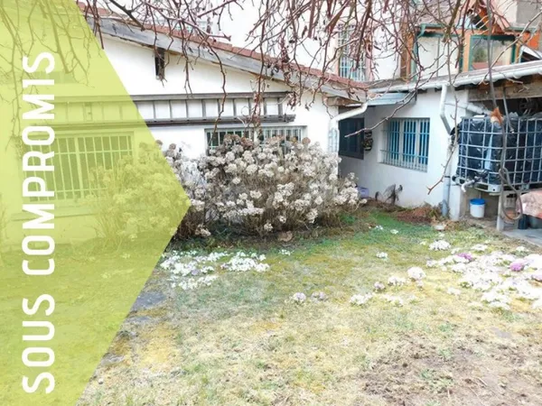 Maison 8 pièces 332 m²
