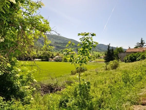 Dpt Alpes de Haute Provence (04), à vendre Proche ANNOT - Terrain de 591m² - Ensoleillé - Belle vue 