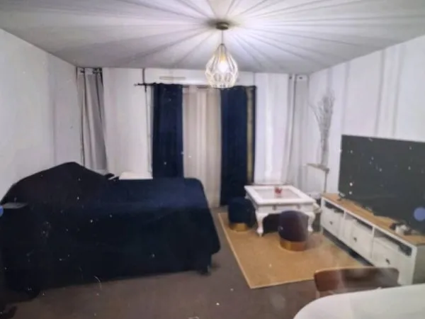 Studio 1 pièce 33 m²