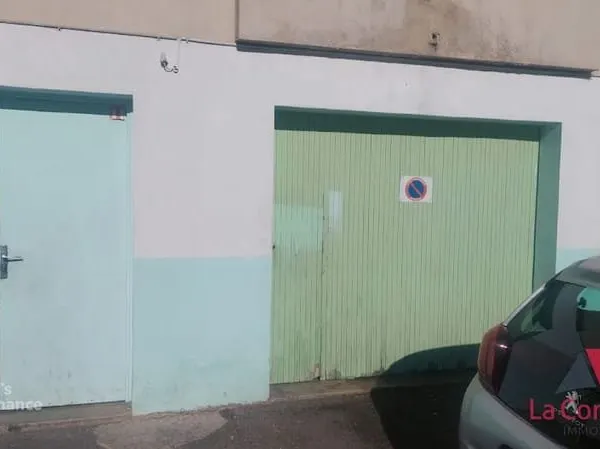 Parking 14 m²