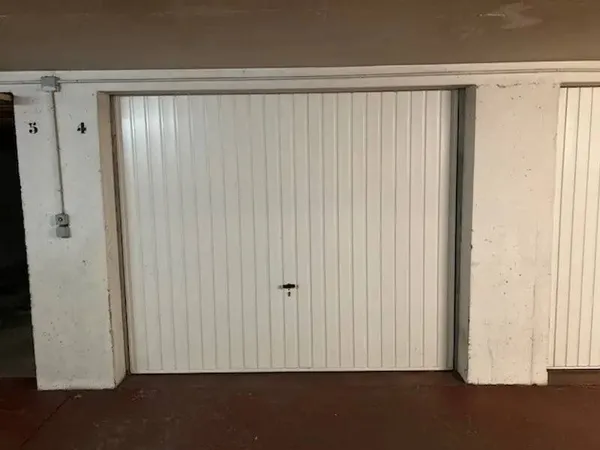 Parking 14 m²