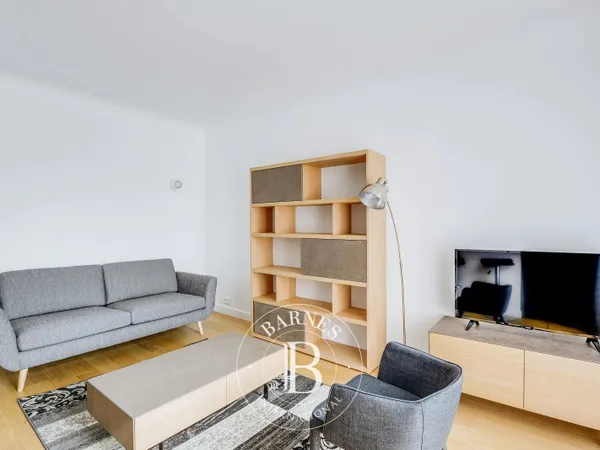 Le service location de la Maison BARNES vous propose ce bien :
