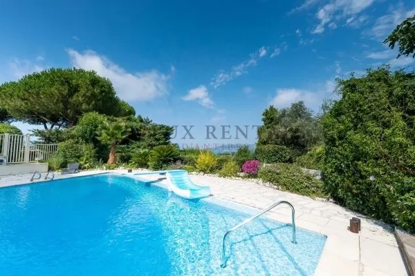 Adresse exclusive - Appartement de luxe avec vue mer et piscine