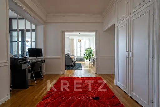 Appartement 5 pièces 162 m²