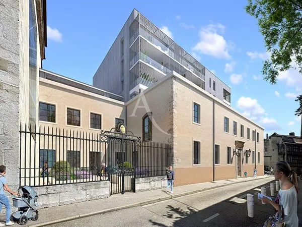 Appartement 4 pièces 108 m²