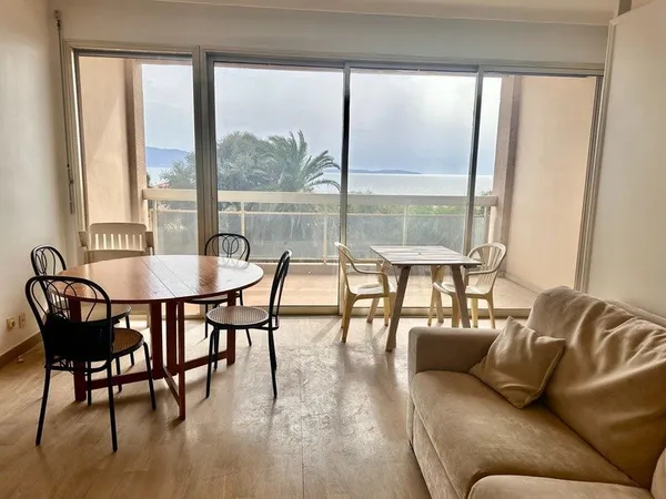 A VENDRE - AJACCIO - ROUTE DES SANGUINAIRES - APPARTEMENT T2 AVEC VUE MER - TERRASSE- MEUBLE