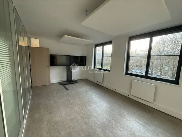 Bureaux 126 m²
