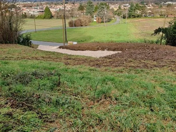 Terrain constructible ESTILLAC 930 m2