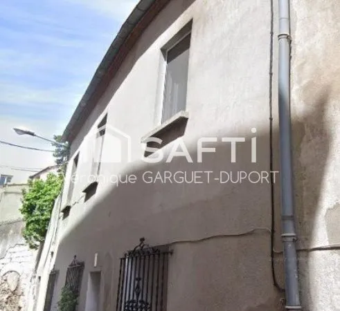 Appartement en RdC, 3 pièces, 54 m2, cour