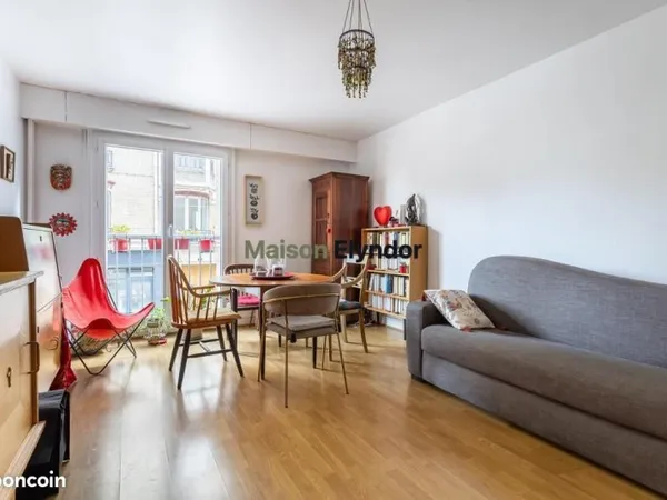 Studio 1 pièce 22 m²