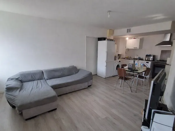 En vente à Tain-L'Hermitage : appartement au dernier étage