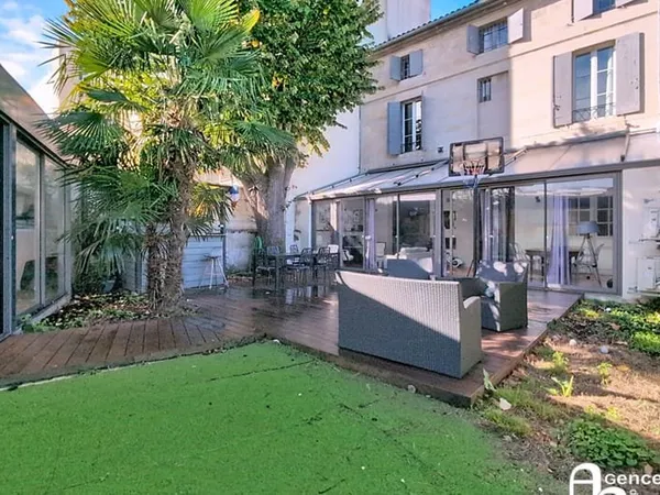 Maison et villa de prestige Vente Libourne 8p 260m² 645000€