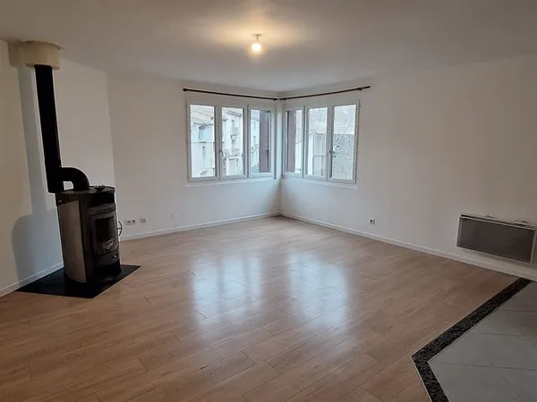 590e Appartement 75m2 + garage 30m2