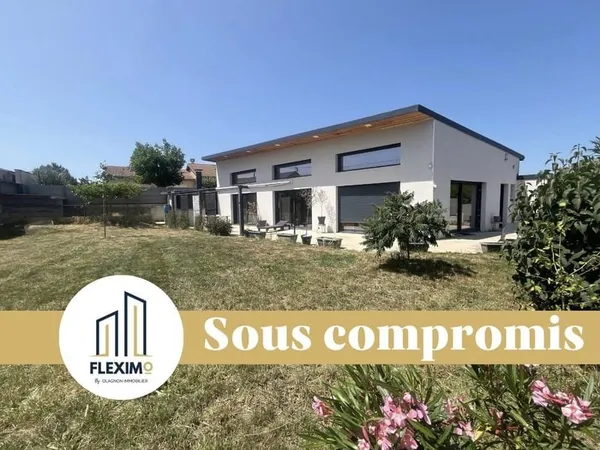 Maison de 179m2 à Plats