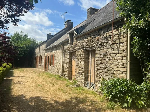 Longère à rénover en campagne de SAINT JACUT LES PINS