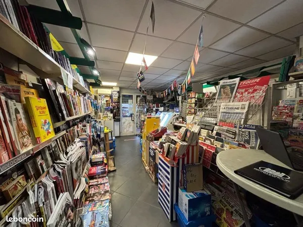 Commerce presse juan les pins