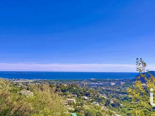 Terrain 2900 m²