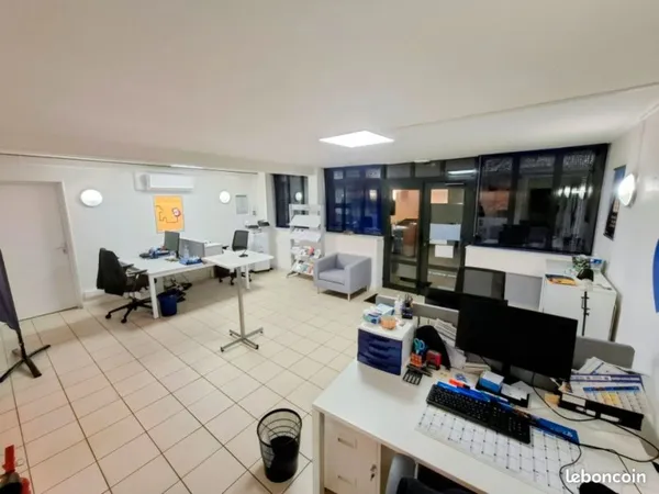 À LOUER - Bureau de 62 m² Laon Coeur de ville