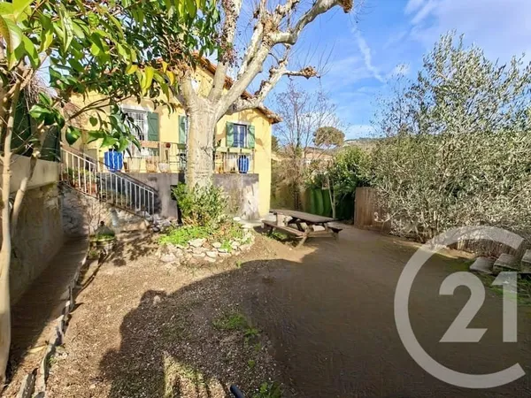 Maison 2 pièces 76 m²