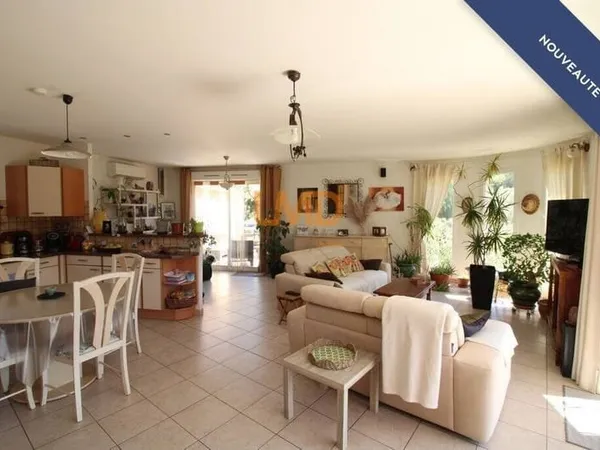 Maison de plain-pied 5 pièces 120 m²