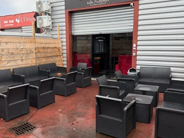 Bar restaurant lounge