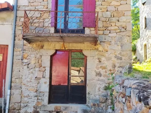Maison de 40 m2 à 07 Laviolle, petit village ardéchois de caractère à 700m d'altitude