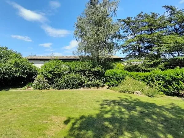 Maison 4 pièces 200 m²