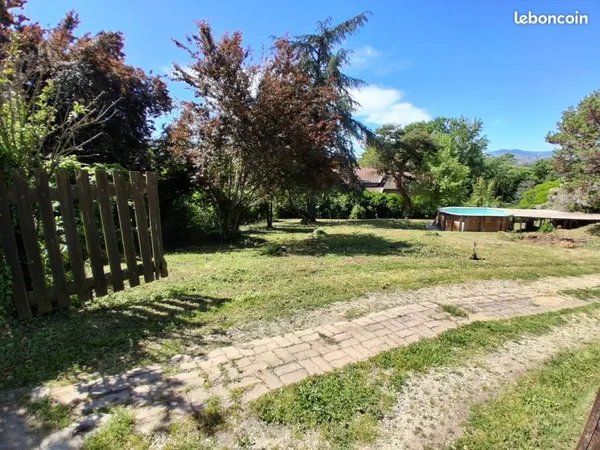 Terrain 655 m² Trèves 69420