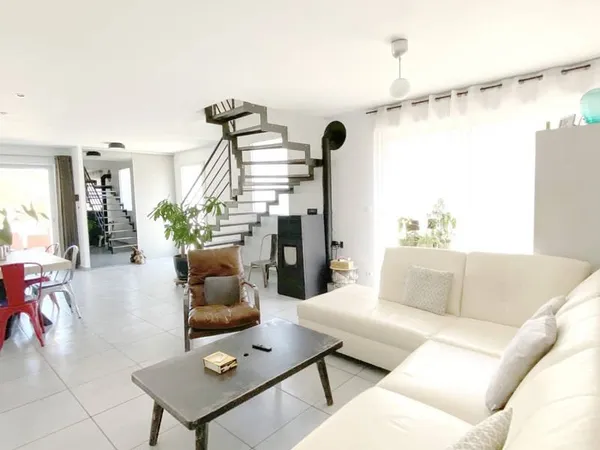 Maison 5 pièces 90 m²