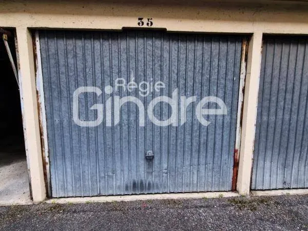 Parking 14 m²