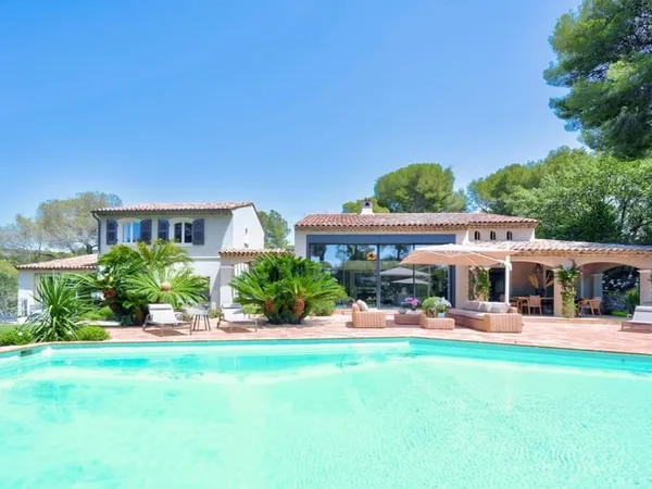 Maison 5 pièces 430 m²