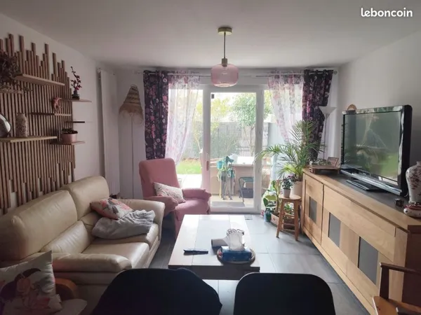 Appartement F3 de 57m3 RDC avec jardin