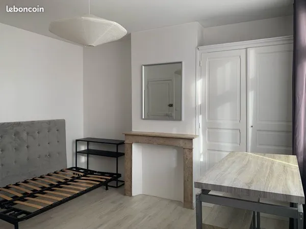 Chambre étudiante sécurisée