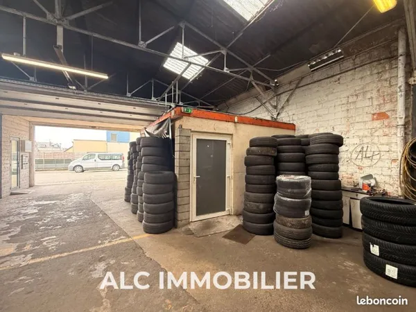 Parking/box 437 m² Alençon