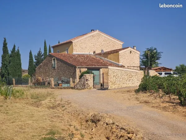 Domaine d'exception : Mas du XIXème plus mazet et terres en vente directe de particulier à particuli