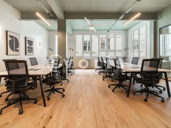 Bureaux - A LOUER - 110 m² non divisibles
