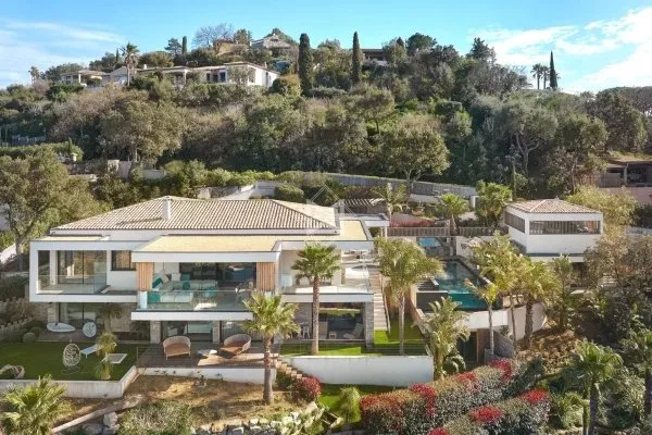 Villa neuve contemporaine - Vue mer à couper le souffle