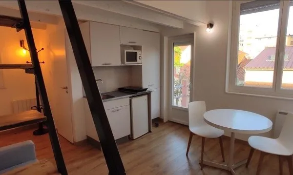 Studio 1 pièce 20 m²