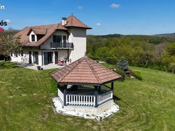 Maison 6 pièces 148 m²