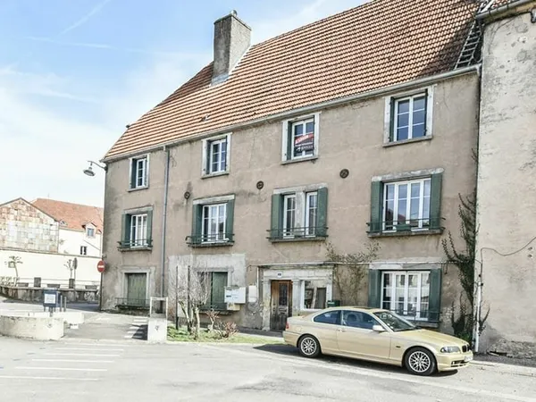 Immeuble Faverney 10 pièce(s) 278.36 m2