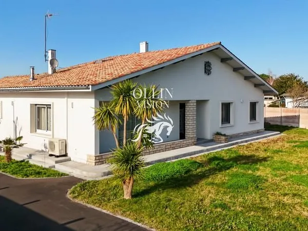Villa 6 pièces avec piscine proche centre ville